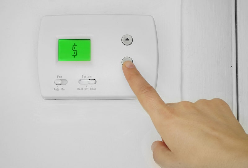 4 Signs You Need to Replace Your HVAC System This Spring